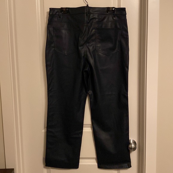 Pants - Picture 7 of 10